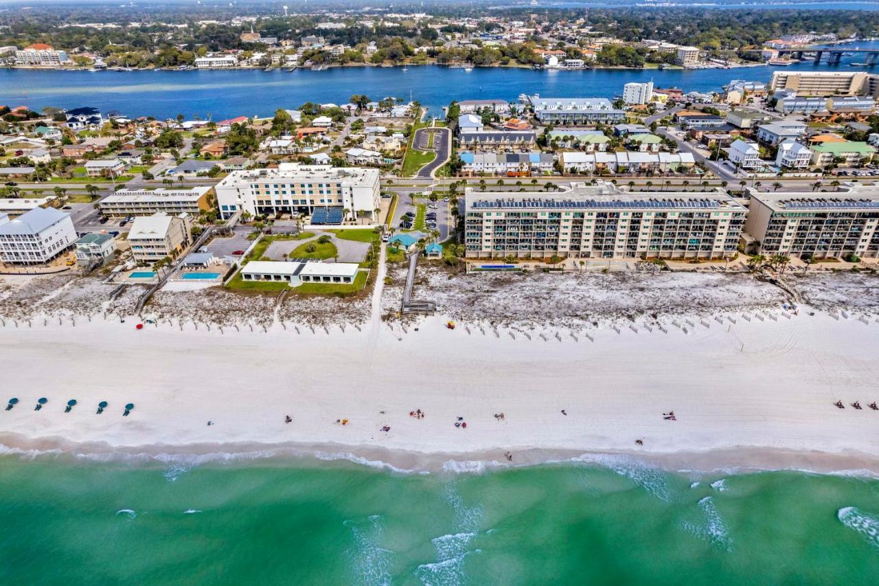 Chic Fort Walton Condo About 2 Blocks To Beach! Fort Walton Beach Eksteriør billede